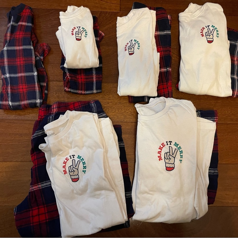 🎄♥️Old Navy Lot Of Family Matching Christmas Pajamas